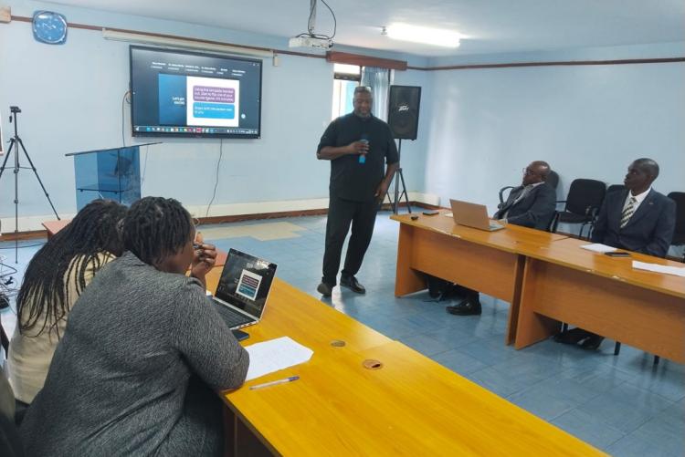 Faculty Members Challenged to Expand their Teaching Methods.